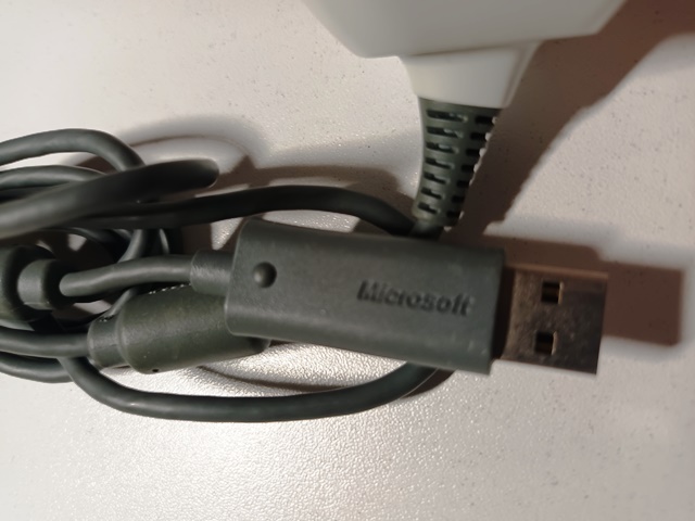 Cablu incarcare Controller Xbox 360  - 3m - alb