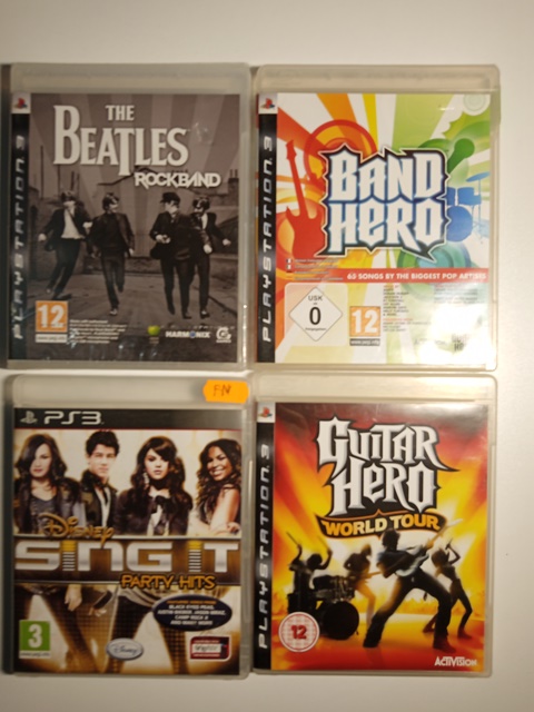 Joc PS3 Beatles Rockband + Band Hero + Disney Sing It Party Hits + Guitar Hero