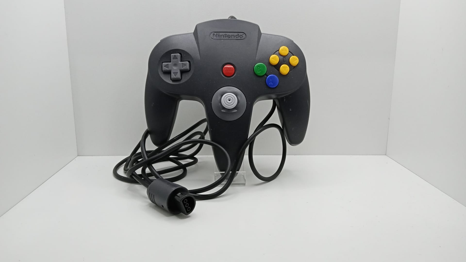 χειριστήριο  Nintendo 64 - Nintendo® - Black  - καθαρίστηκε και ανακαινίστηκε