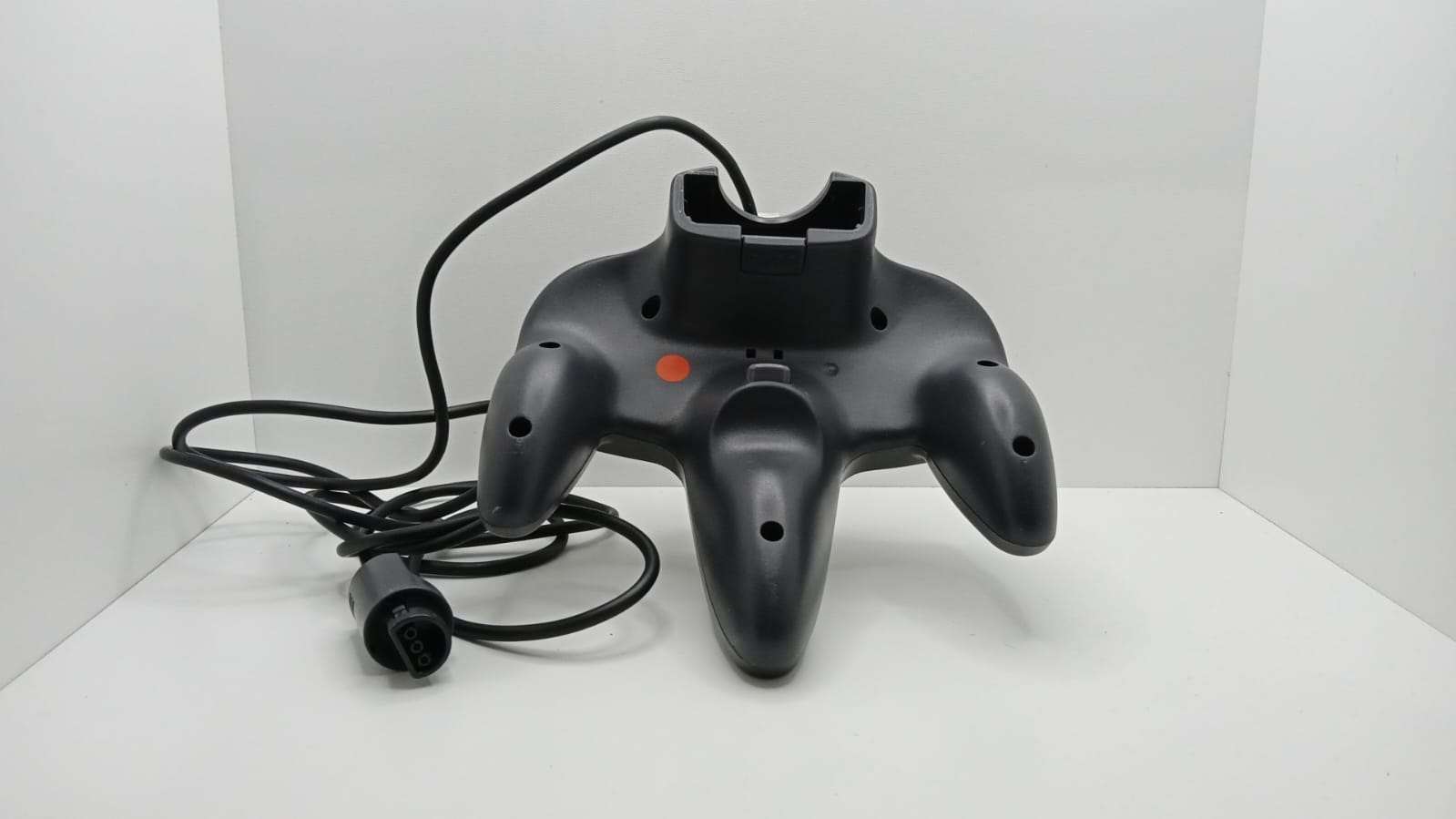Controller Nintendo 64 - Nintendo® - Black - curatat si reconditionat
