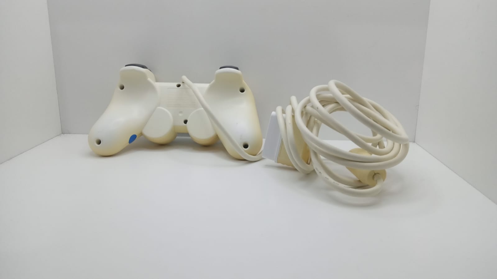 Controller Dualshock  2 PlayStation 2 PS2- SONY (R ) - alb - cablu  2.5 m - 005