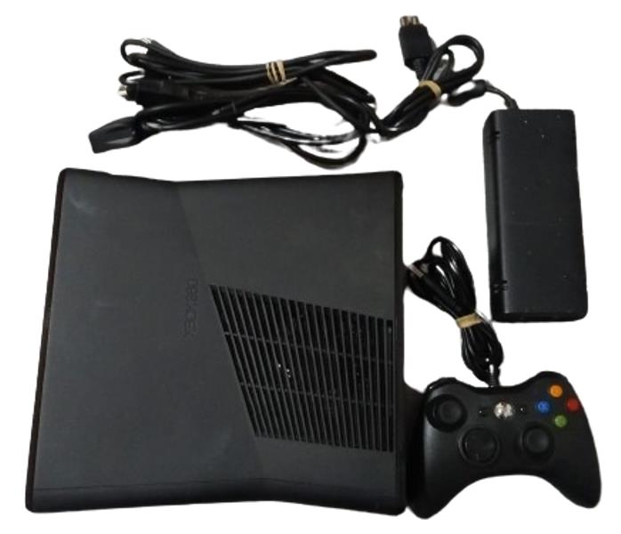 Consola XBOX 360 S - 250 GB  - Microsoft  - SN 005581203105