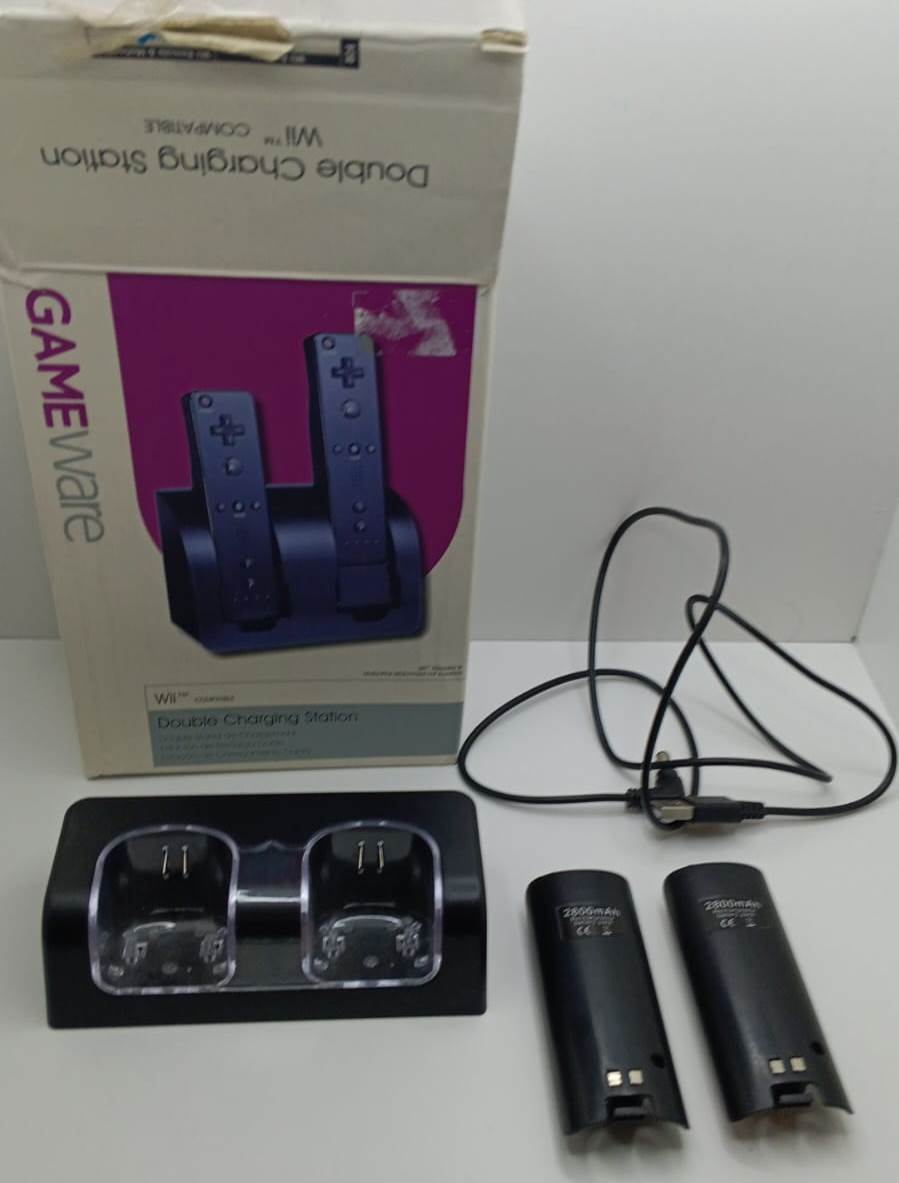 Stand dual incarcare controller Wii Remote  + Acumulatori - Negru