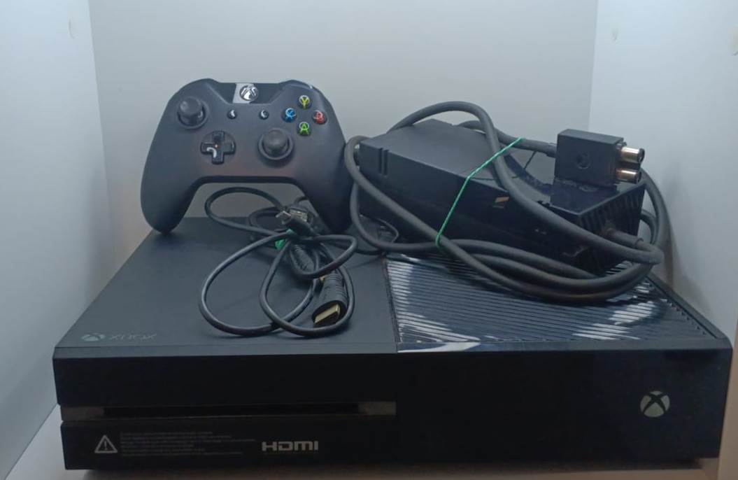 Consola XBOX One 500 GB   - SN 147783554548 - (001)